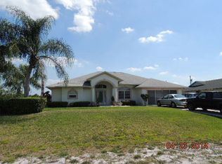613 SE Beth Ct, Port Saint Lucie, FL 34984