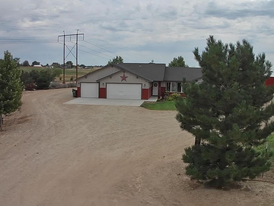 1st image of 17571 Goodson Rd