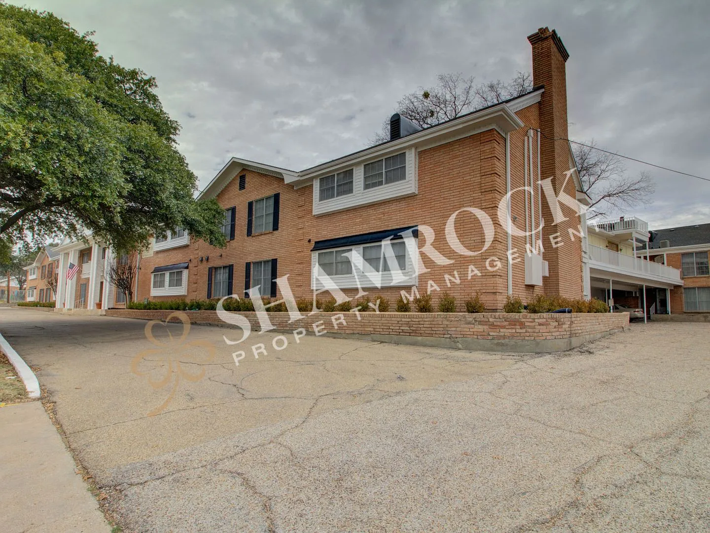 Lake Air Apartments - 55+ Community — Photo 3
