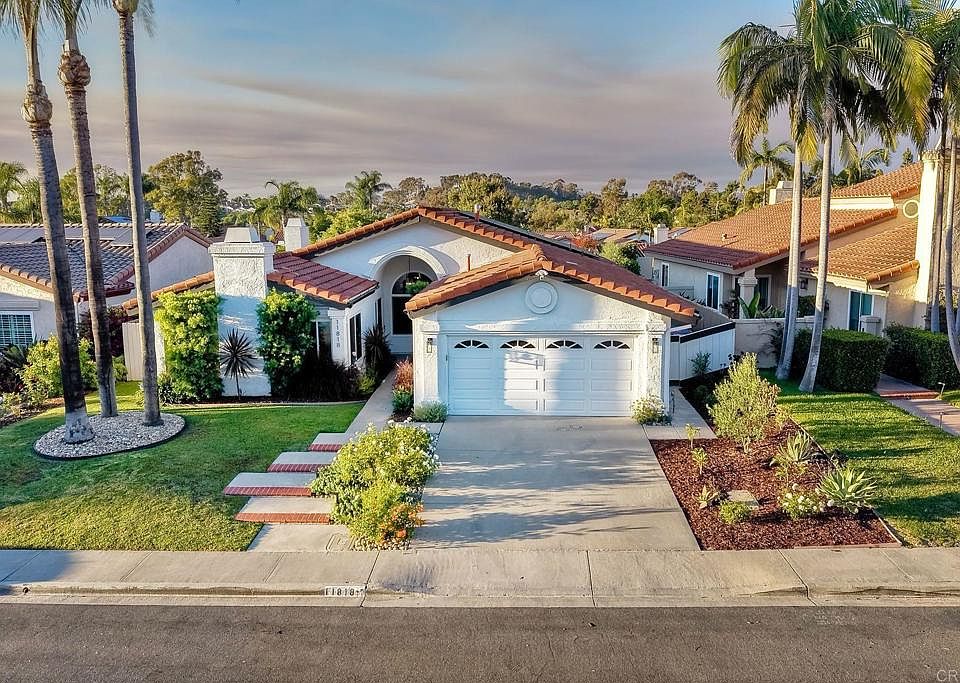 1st image of 11818 Avenida Sivrita