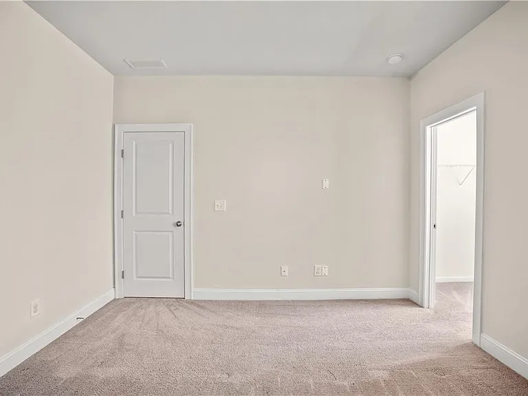1011 Towneship Way — Photo 15
