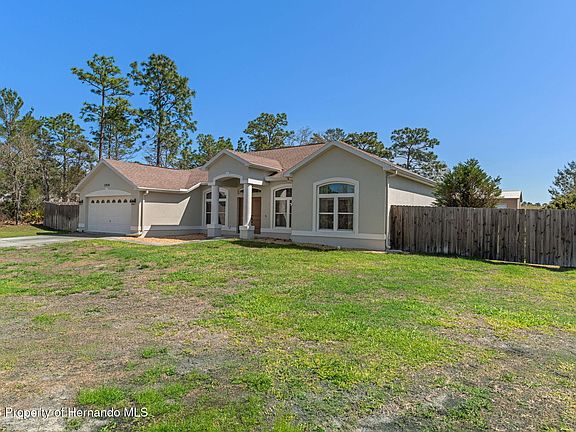 5th image of 17478 Maberly Rd