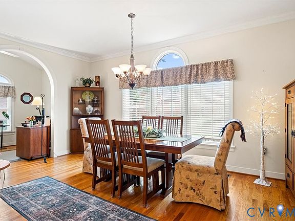 5th image of 4922 Breckstone Pl