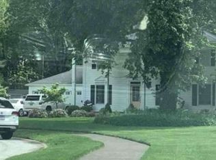 373 Pellett Dr, Bay Village, OH 44140