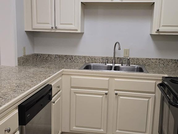 3rd image of 4735 Government St APT 104