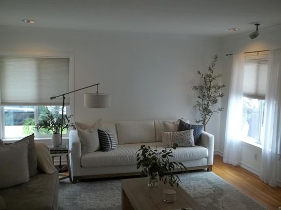 5th image of 10415 Larrylyn Dr