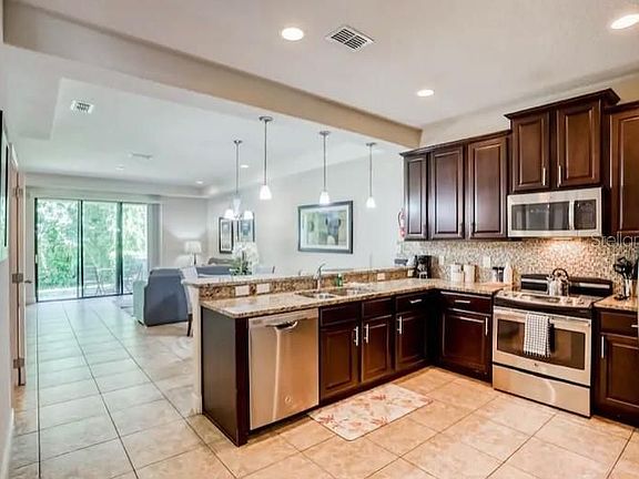 3rd image of 8199 Roseville Blvd