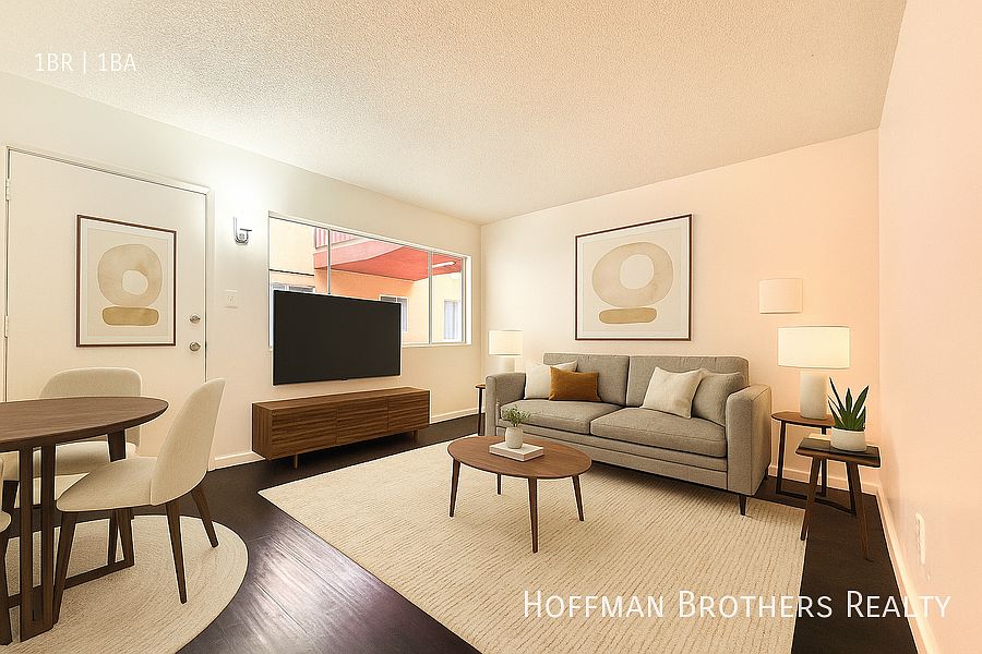 1st image of 2718 S Cochran Ave #4