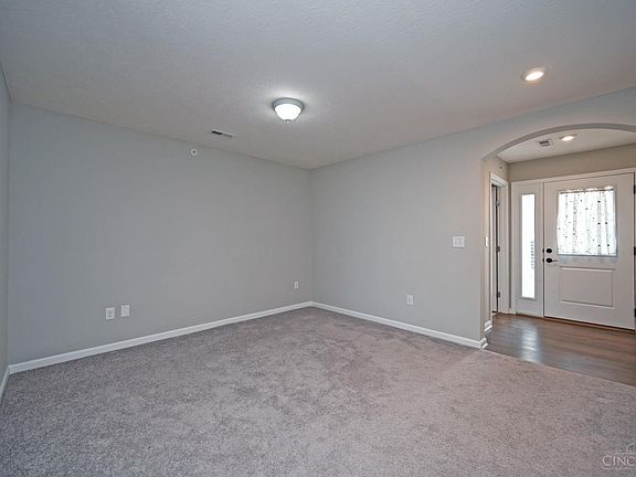 5th image of 5251 Hazeltine Ln