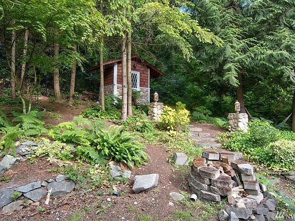 4th image of 4503 34th Avenue Ct