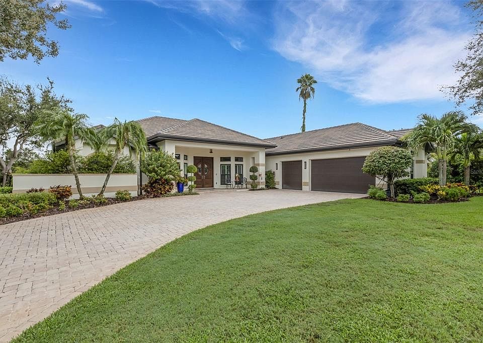 1st image of 7732 DONALD ROSS ROAD W