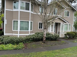 2085 Bobs Hollow Ln UNIT B, Dupont, WA 98327