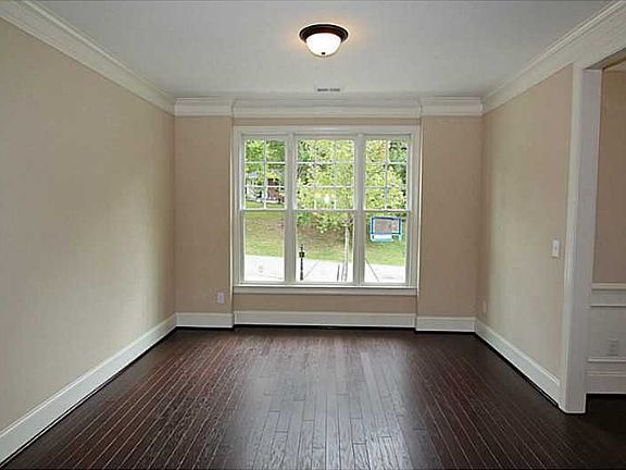 5th image of 1971 Westwood Cir SE