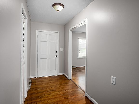 4th image of 214 High St NW