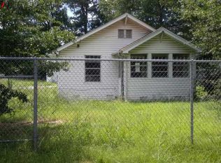 919 N Maple St, Stuttgart, AR 72160