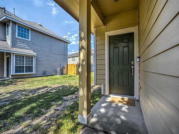 4th image of 6102 Shelbourne Park Ln