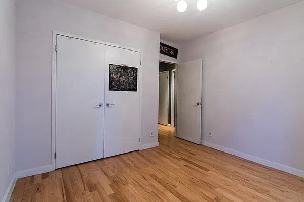 Rented by Compass | media 27