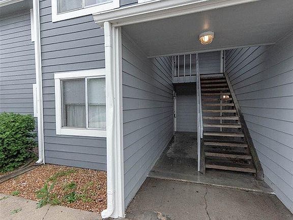 507  Colorado St Lawrence, KS listing photo #2