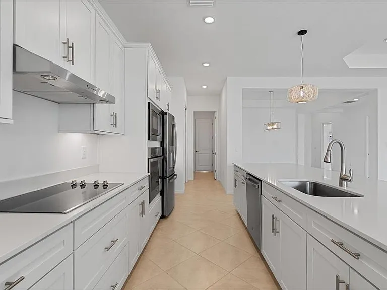 17118 Jadestone Ct — Photo 11