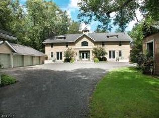 33 Dryden Rd, Bernardsville, NJ 07924