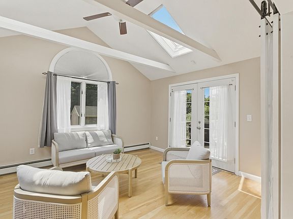 5th image of 1115 Shootflying Hill Road