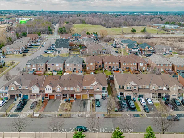 154 Brussels Ave, Brampton, ON L6Z 0E1