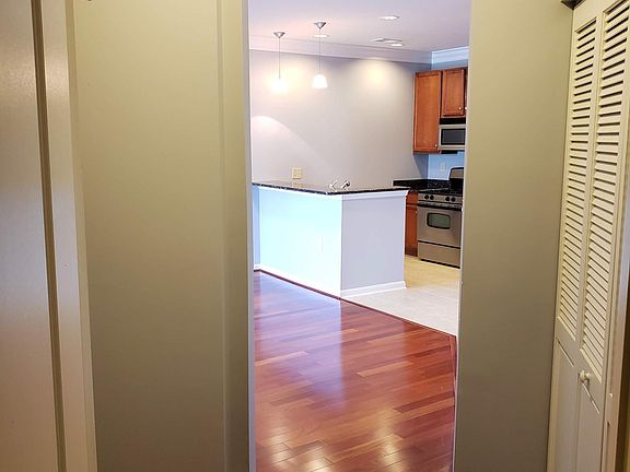 3rd image of 2665 Prosperity Ave APT 331