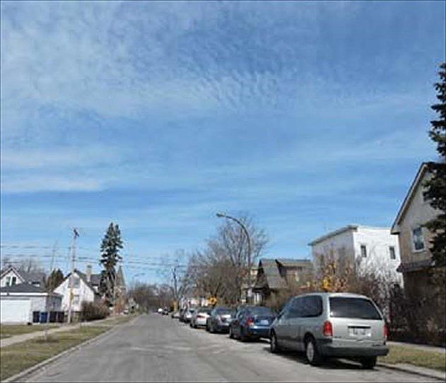 2nd image of 1830 Darrow Ave #B