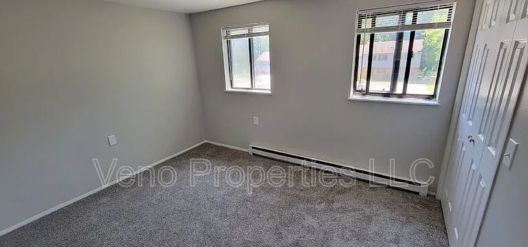 40 McIntyre St #B2 — Photo 20
