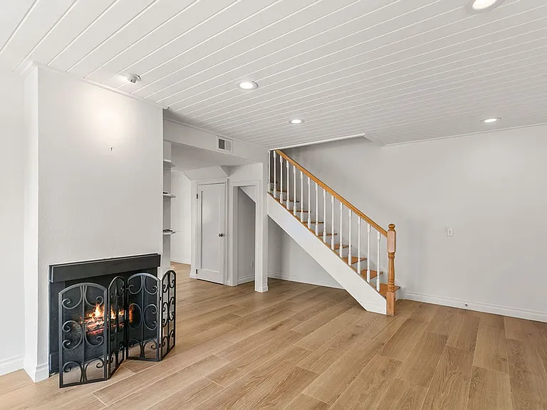 14 Seascape Dr — Photo 3
