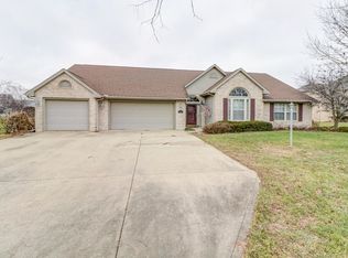 1707 Byrnebruk Dr, Champaign, IL 61822
