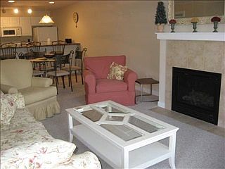 3rd image of 9545-5 Summerhouse Dr
