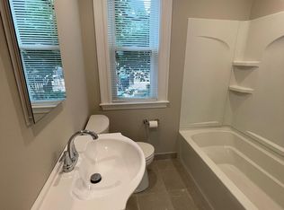 26 Ashland St #1M, Somerville, MA 02144