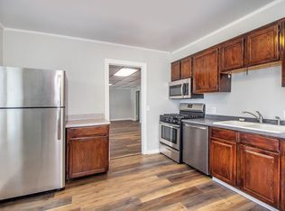 1221 California Ave, Kalamazoo, MI 49006