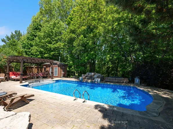 5 McNutt St, Brampton, ON L6Y 5L3