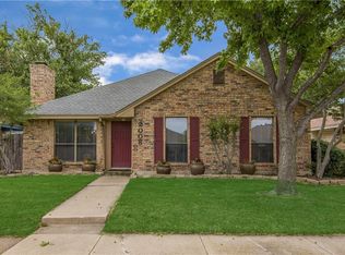 2008 Mary St, Carrollton, TX 75006