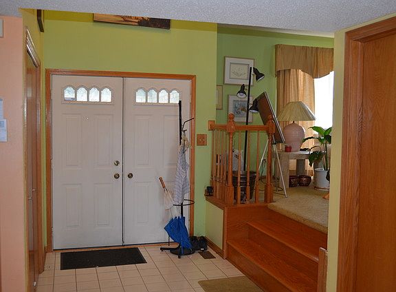 2nd image of 4915 187th St