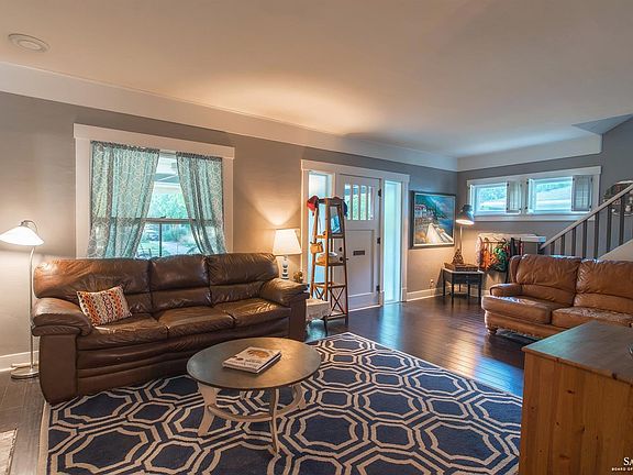 5th image of 837 Highland Ave