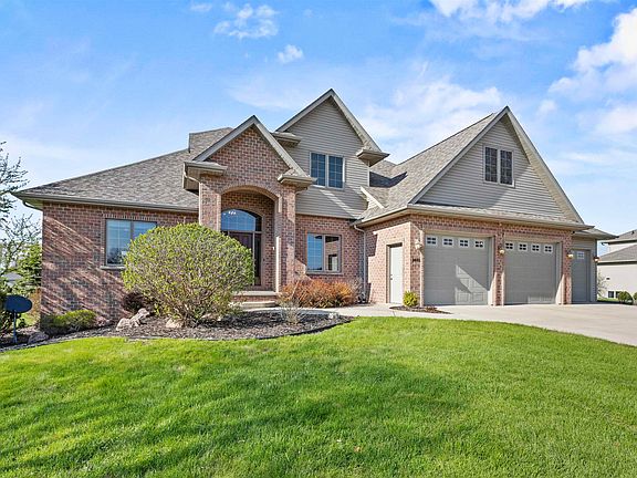 2nd image of 2481 Copper Ln