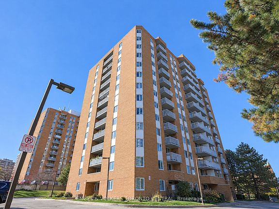 2nd image of 15 Sewells Rd #606