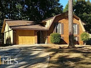 6834 Gano Dr, Riverdale, GA 30274