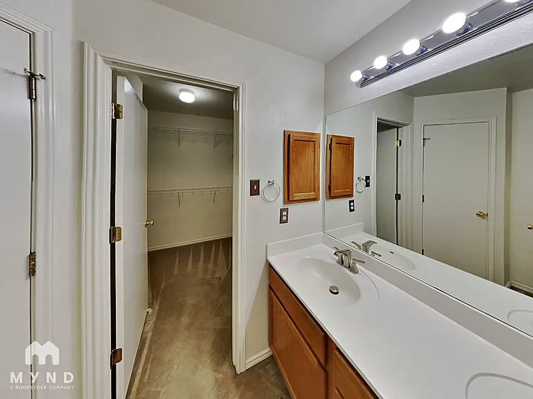 4611 Echo Lake Dr — Photo 14