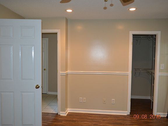 5th image of 1115 Hickory Ave
