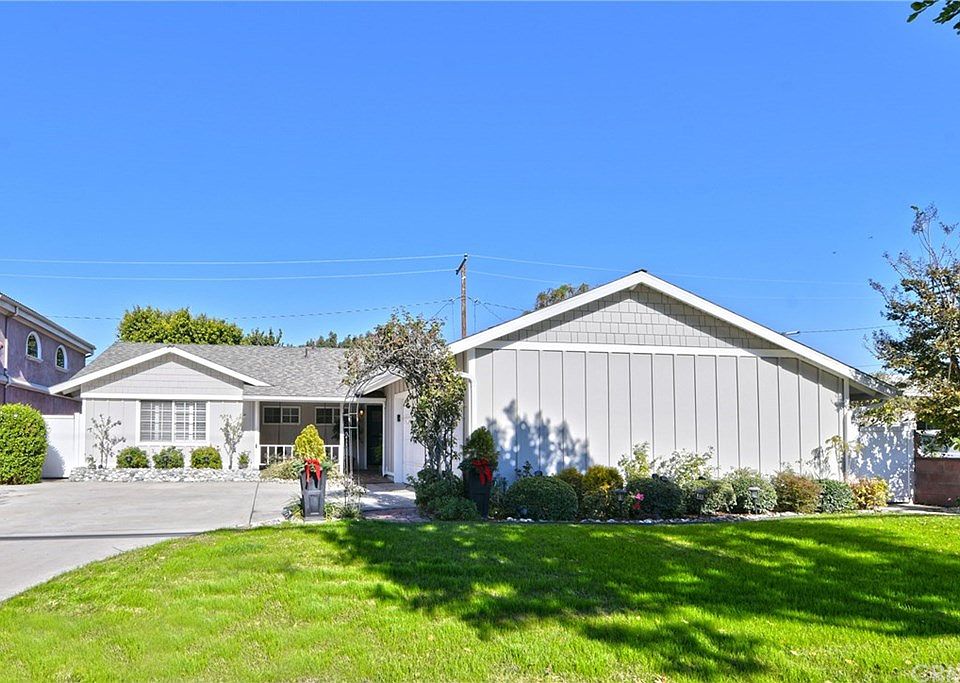 1st image of 7403 Crescent Ave