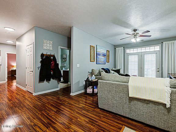 5th image of 10203 Lark Meadow Dr Unit 203