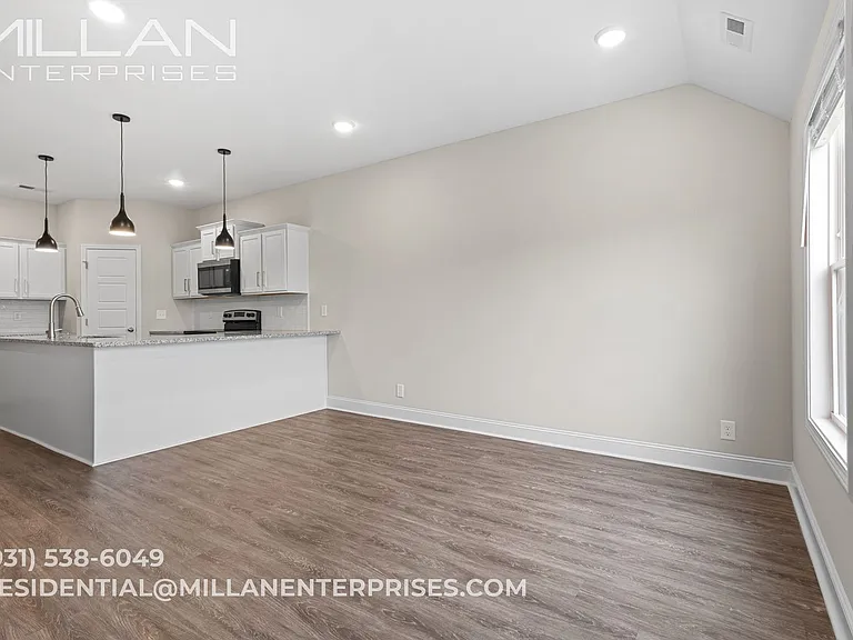 208 Drayton Dr — Photo 11