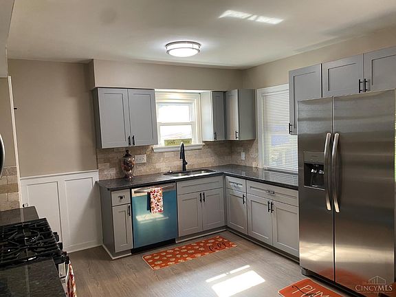 2nd image of 7027 Ellen Ave