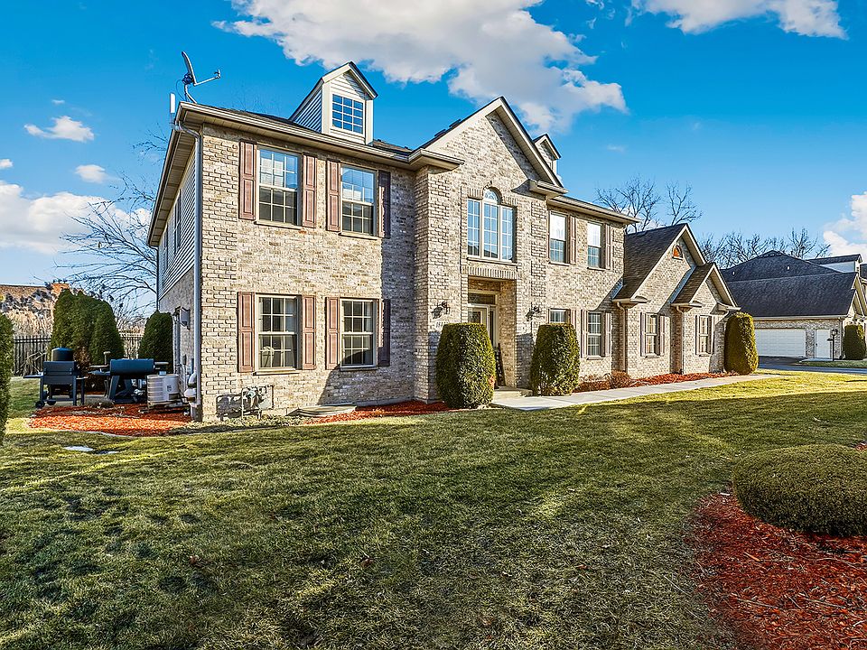 1st image of 18423 Stonecreek Dr