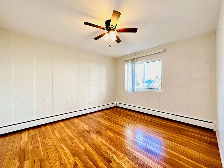 1710 Broad Street — Photo 6