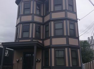 8 Covington St, South Boston, MA 02127